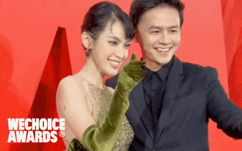 Mỹ nam Việt nhan sắc bất biến, hơn 20 năm vẫn cứ trẻ đẹp ở thảm đỏ WeChoice Awards 2023