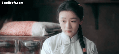 Xuất hiện 'búp bê màn ảnh' mới khiến người gặp người thương, được cả đoàn phim cưng chiều vì 1 lý do