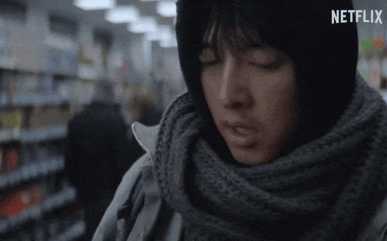 Phim của Song Joong Ki gây tranh cãi: Người khen hết lời, người chê bai 'diễn thế sao nổi tiếng được vậy?'