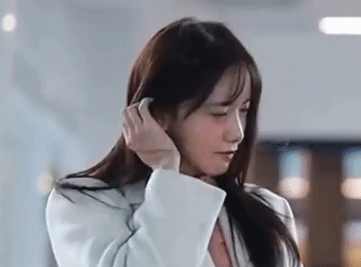 Nữ thần từng bị 100 đoàn phim từ chối vì quá đơ, giờ là siêu sao nổi tiếng đóng phim nào cũng gây sốt 