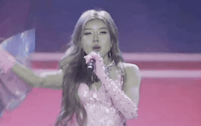 Chị đẹp Trang Pháp khoe vũ đạo bùng nổ như idol Kpop tại Better Choice Awards 2024 