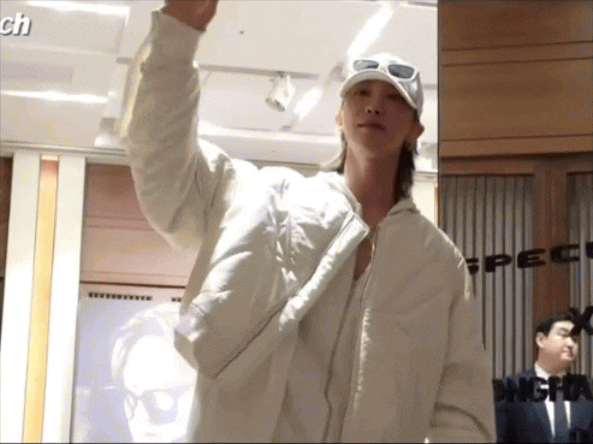 Chi hơn 1 tỷ gặp thần tượng và cái kết đắng