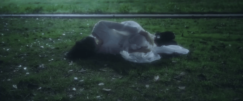 Đoạn tin nhắn cứu rỗi nữ ca sĩ vô danh: Sự nghiệp vỏn vẹn 13 fan, sau 1 đêm tăng sốc 460.000% 