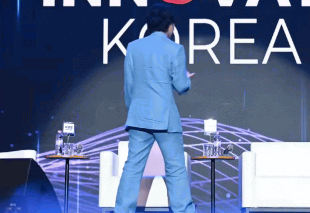 Giáo sư cơ khí mạnh nhất lịch sử: Được cả nước coi là bảo vật quốc gia, 10 phút xuất hiện góp phần thúc đẩy kinh tế