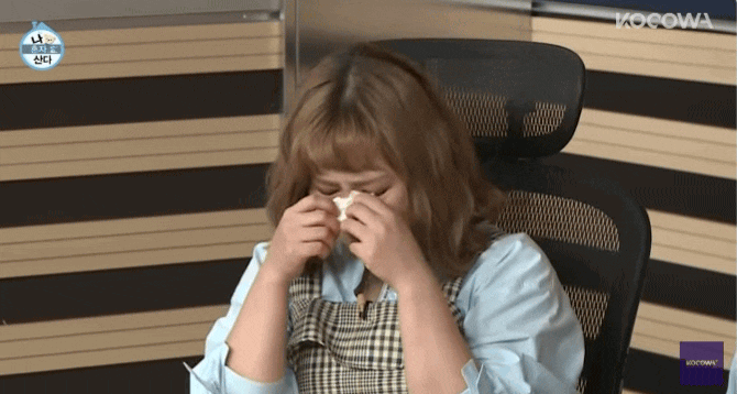 'Nữ hoàng làng hài' bị bóc thêm liên hoàn phốt: Say rượu quấy rối đồng nghiệp, biển thủ hàng tỷ đồng công quỹ?