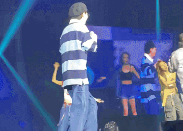 Dễ gì ăn được 1 đồng của 'MC quốc dân' giàu nhất showbiz