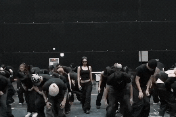 Jennie nhảy solo chưa bao giờ biết mệt là gì!