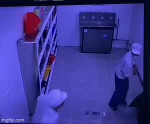 Vụ nữ đồng nghiệp bị sàm sỡ trong nhà vệ sinh công ty: Tạm giữ nam công nhân sinh năm 1992