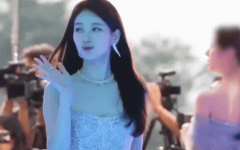 Màn ra mắt đi vào lịch sử của mỹ nhân số 1 showbiz, tìm đỏ mắt cũng không thể ra trường hợp thứ hai