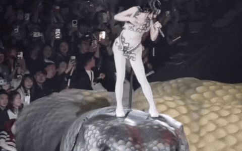 Mỹ nhân bị cấm sóng vô thời hạn: Toàn bộ âm nhạc bị gỡ bỏ, concert 760 tỷ đồng chịu hàng trăm đơn tố cáo