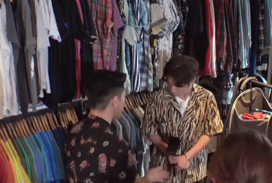 Ca sĩ điển trai ế 13 năm vì hôi miệng, nay hết thời bị tất cả bạn bè từ mặt