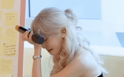 Mỹ nhân bị chị em 17 năm tố dùng ma túy: Từng bị bắt nạt, tai tiếng vì bố tù tội, sau cùng được đế chế giải trí cứu vớt