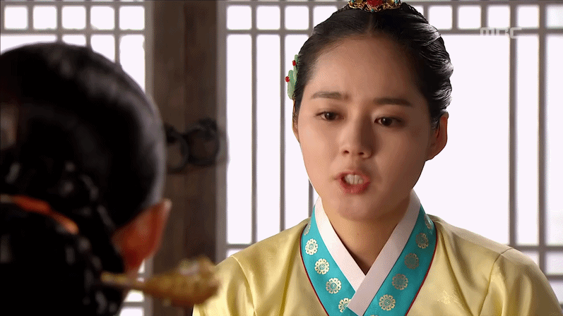 Mỹ nhân Mặt Trăng Ôm Mặt Trời nguy cơ bị ung thư ngay trước ngày cưới