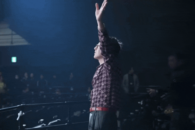  Ai cũng muốn làm việc cùng giáo sư cơ khí kiếm 7118 tỷ đồng/năm: Yêu đương, có con được tặng vàng, đi làm bằng chuyên cơ