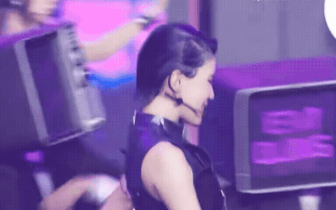 Nữ chính phim Việt 440 tỷ: 17 tuổi càn quét toàn cầu, vừa bị phá kỷ lục số 1 Spotify