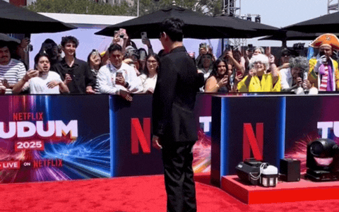 Mỹ nam hết thời bị hơn 200 nghìn người 'thoát fan': Mắt trợn ngược, visual ngày càng khác thường