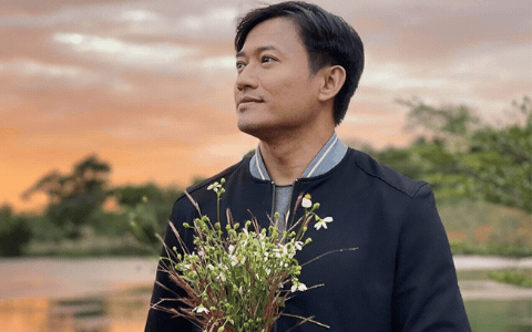 Chia sẻ của em trai Quý Bình hot trở lại: 'Ai làm sai với anh và gia đình mình họ đang phải trả giá rồi'