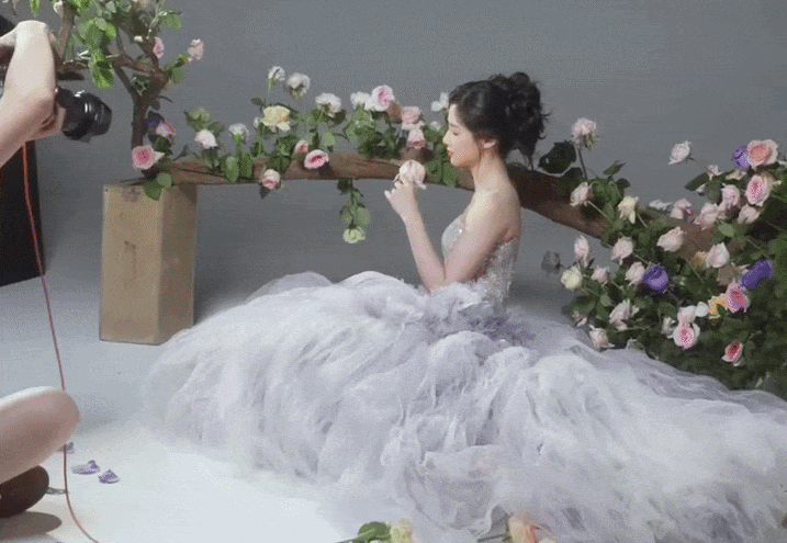 Màn lột xác 180 độ chấn động Trung Quốc: Từ gái quê kém sang đến nữ thần sắc đẹp khiến 12 triệu người mê đắm