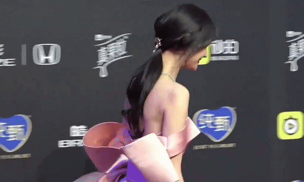 Nữ diễn viên được đạo diễn đình đám khen hết lời: 'Chỉ cần giống cô ấy 3 phần là thắng cả thiên hạ'