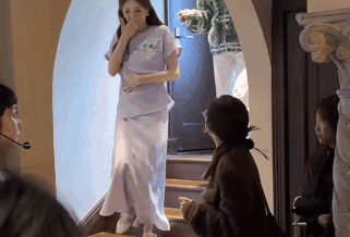 Không ai ngờ ngọc nữ lén ra nước ngoài sinh con cho CEO công ty giải trí giờ xuống cấp nhan sắc đến mức này