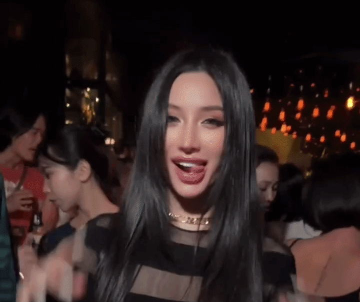 Meo Meo - gái đẹp Sài thành 'nhảy' đến khi quán dỡ đèn dọn sân khấu mới chịu về, là ai?