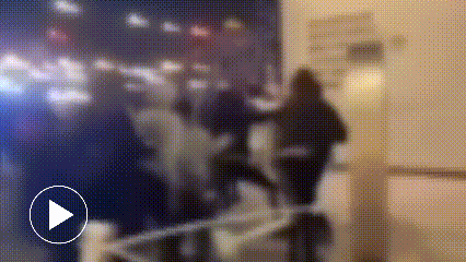 Vụ hàng trăm thiếu niên lao vào ẩu đả: Ban hành lệnh giới nghiêm trong đêm