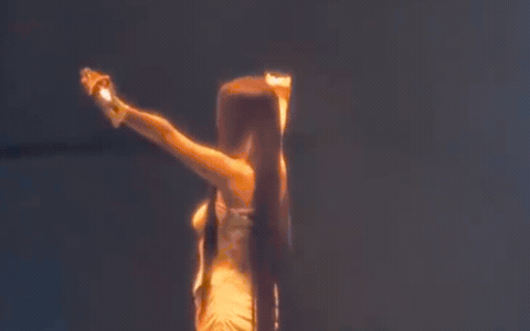 Nữ ca sĩ bị ghét nhất showbiz hiện tại: Không được cấp phép còn phá nát bản gốc vì hát dở, dân tình khuyên “nên biết ngại”