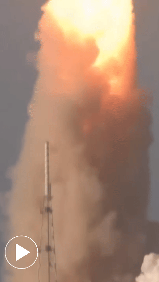 Khoảnh khắc mong chờ hơn nửa thế kỷ của NASA: Artemis 2 phóng thành công đưa con người trở lại hành trình mặt trăng