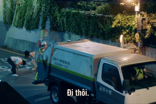 Chưa thấy cặp đôi nào chia tay mà bốc mùi cỡ này: Dứt tình là coi nhau như rác, xem xong về kể không ai tin