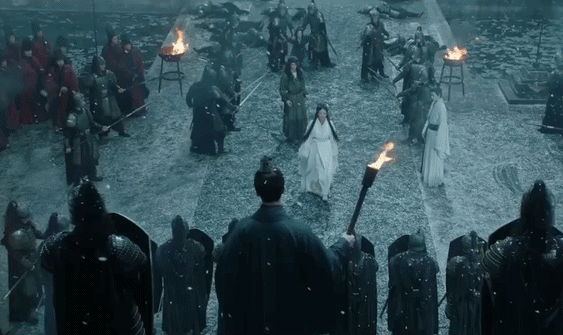 Làm ơn đừng chiếu phim Trung Quốc này nữa: Nữ chính là trẻ con tập làm người lớn, diễn đơ như mang ảnh căn cước lên phim