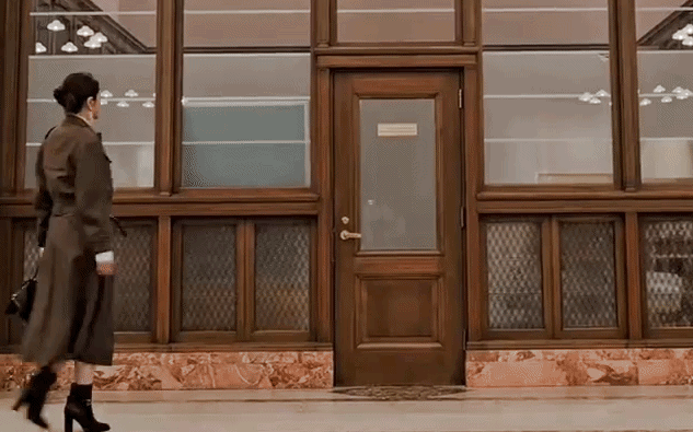 Gương mặt dữ tợn của mỹ nhân '200 năm nữa cũng không có ai đẹp bằng'