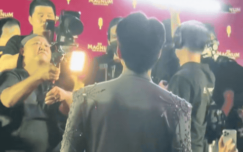 Nam ca sĩ Việt vừa được đề cử đẹp trai nhất thế giới 2026: Nhan sắc chấp 29 nam thần, gì cũng có chỉ thiếu 1 bản hit