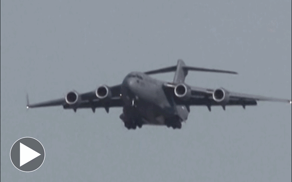 Tín hiệu khẩn: Mỹ dồn dập đưa 6 máy bay quân sự tới Pakistan trước cuộc gặp với Iran?