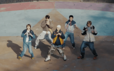 5 mỹ nam tàng hình trên các bảng xếp hạng, ở Việt Nam hot điên đảo nhưng nhạc dở không ai nghe