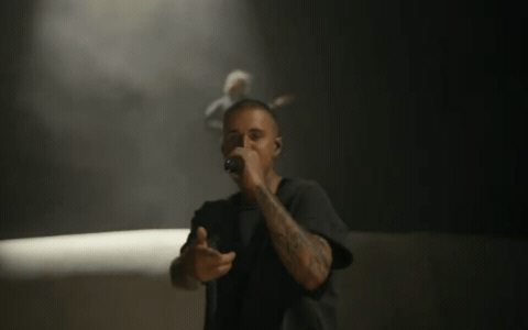 2 phút của Justin Bieber khiến Coachella bị phạt hơn 1 tỷ đồng