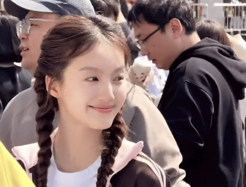 39 giây 'rửa mắt' với visual dàn thí sinh thi vào Học viện Hý kịch Trung ương 2026: Ai rồi sẽ thành đỉnh lưu Cbiz tương lai?