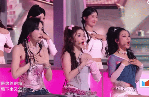 'Ác nữ' thảm nhất ở show Trung Trang Pháp tham gia: Bị loại sốc với chỉ 27 điểm, là con tốt lót đường cho rừng mỹ nữ hát dở