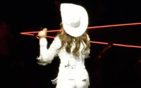 Mỹ nhân thay đổi ngoại hình gây sốc: Từng bị chỉ trích vì thừa cân nay đẹp sắc sảo, dùng thần dược gì mà đỉnh quá!