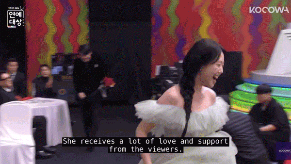 Ngọc nữ Running Man bị tố cướp bồ người khác, còn công khai 'phát cẩu lương' trên sóng truyền hình?