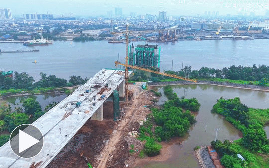 Choáng ngợp công trường cầu dây văng hơn 6.000 tỷ đồng: Cao ngang tòa nhà 40 tầng, kiến trúc cánh buồm