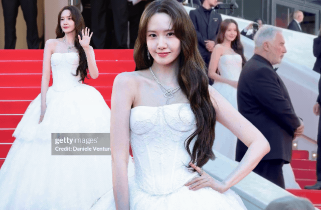 Clip sốc tại Cannes 2026: Yoona 'bật mode' hủy diệt ống kính tử thần, nào ngờ bị đuổi đến tận 3 lần trên thảm đỏ?