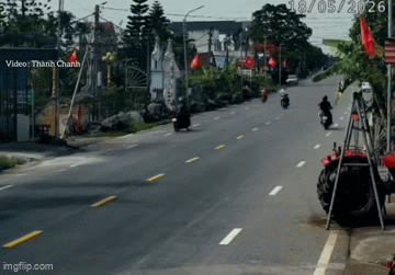 'Hồn nhiên' sang đường, người phụ nữ gây tai nạn nghiêm trọng: Nạn nhân đã tử vong