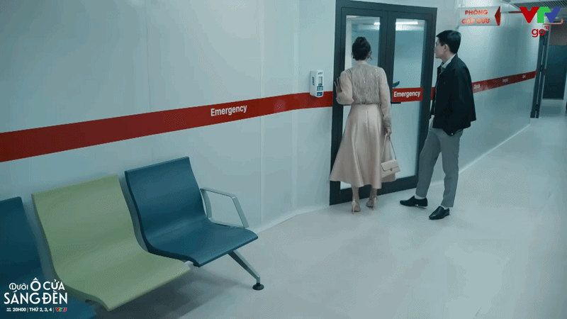 Nữ hoàng nước mắt Vbiz già đi chục tuổi vì kiểu tóc thảm họa, tạo hình xấu nhất sự nghiệp là đây