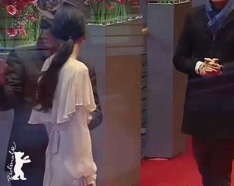 Đang nóng bằng chứng nàng thơ showbiz ngoại tình hiên ngang còn sinh con trai cho chủ tịch hơn 22 tuổi