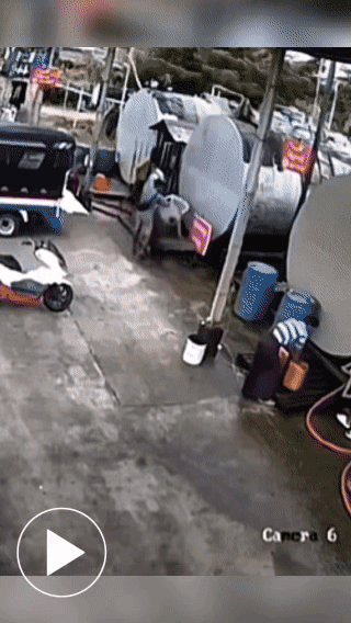 Giây phút kho thuốc nổ thành quả cầu lửa, gần 50 người thiệt mạng, hàng chục người bị thương