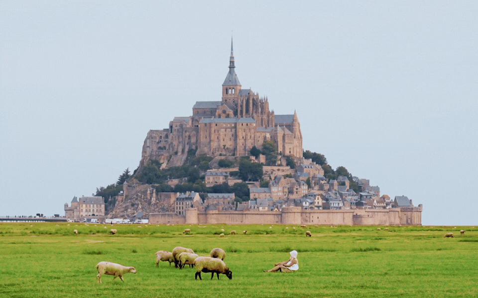 Khám phá thánh địa cưới trong mơ của nàng dâu hào môn Hề Mộng Dao: Lâu đài nổi Mont Saint-Michel có gì khiến giới siêu giàu khao khát?