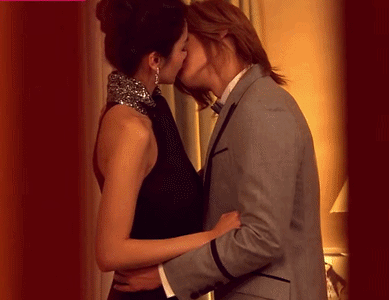Thiếu gia 12 tuổi đẹp nhất showbiz lộ diện sau tin bố mẹ ly hôn ầm ĩ