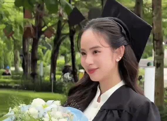 Mỹ nhân sinh năm 2002 thông báo tốt nghiệp đại học sau nửa năm làm dâu nhà cựu Chủ tịch tập đoàn