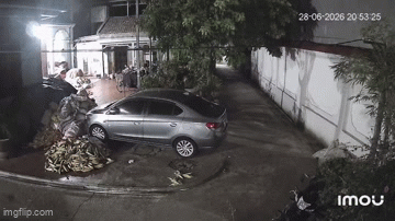 Sét đánh vào ngôi nhà ở Phú Thọ, hàng xóm tiết lộ thiệt hại