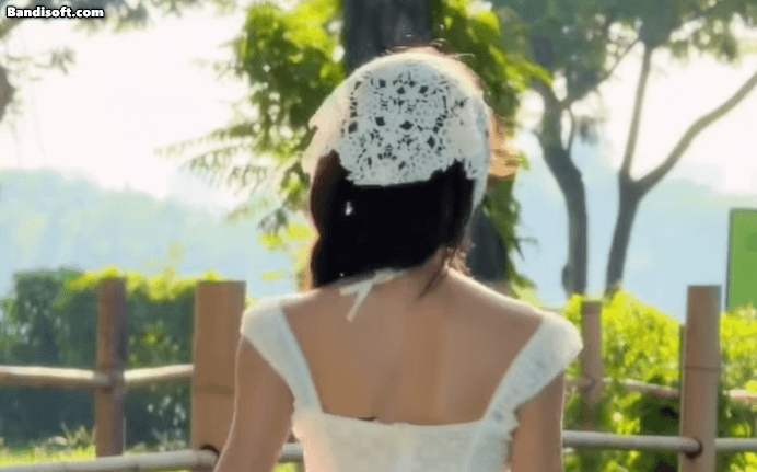 Vbiz có cô gái bị mỉa mai khắp MXH đến mức phải xin netizen “kìm chế”, visual sáng trưng nhưng khó ưa vô cùng
